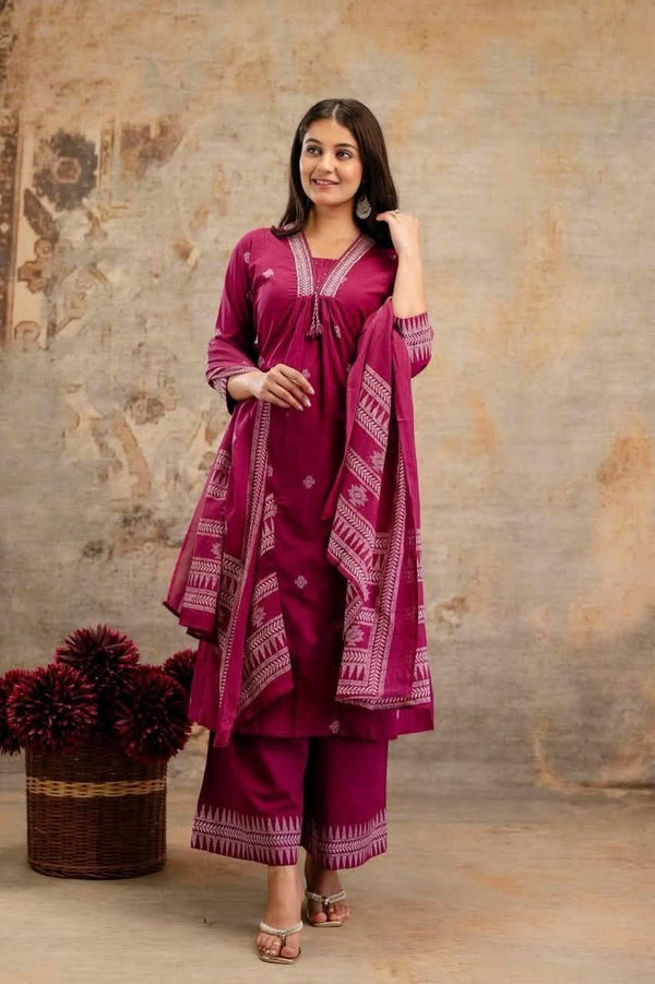 Mehroom colour new Kurti for women trending girls